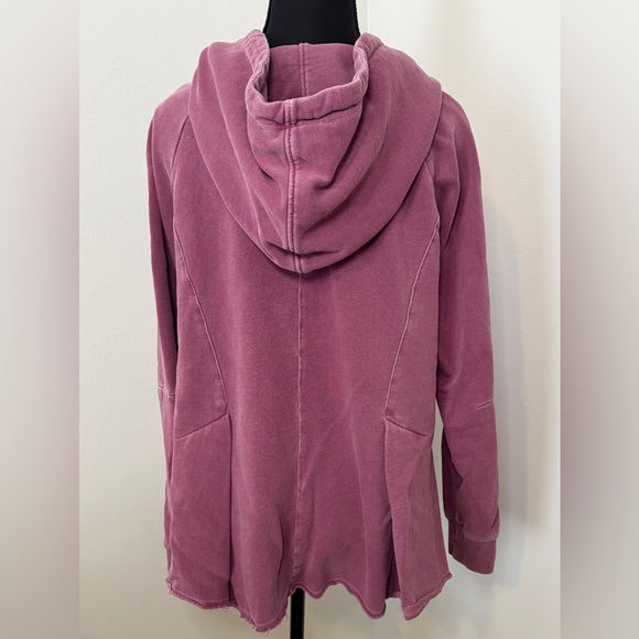 Anthropologie Pilcro Washed Berry Pleated Cotton Hooded Sweatshirt Size Medium - Picture 3 of 4